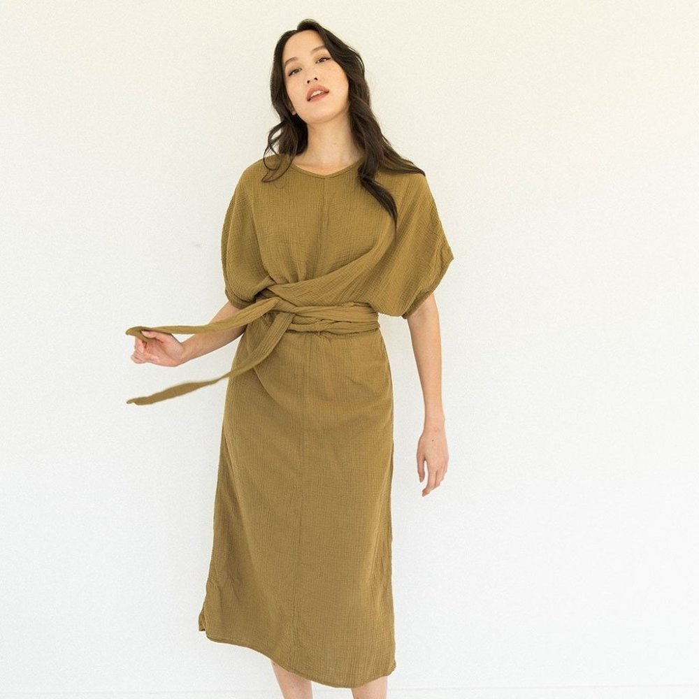 Suunday Dolman dress in olive green, size large